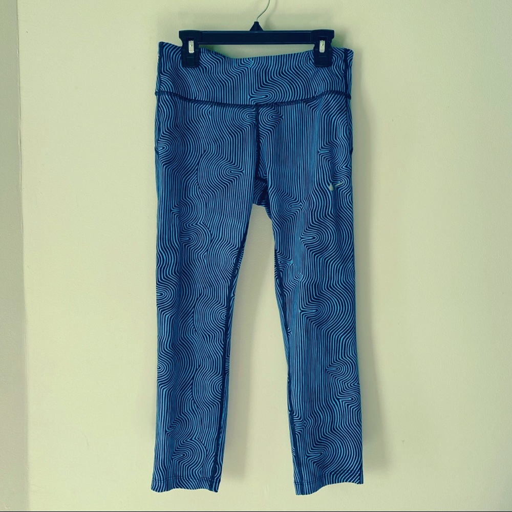 NIKE | Dri-Fit Cropped Leggings